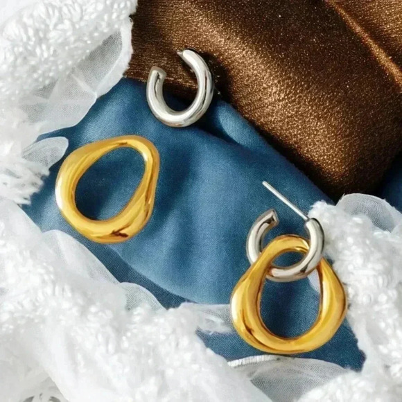 🆕️Versatile 2-in-1 Two-Tone 18K Gold Plated Stainless Steel Dainty Earrings ✨ - Picture 9 of 15